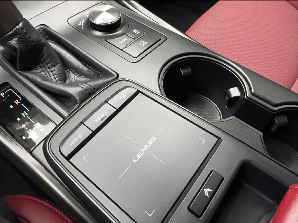 Lexus IS photo 55