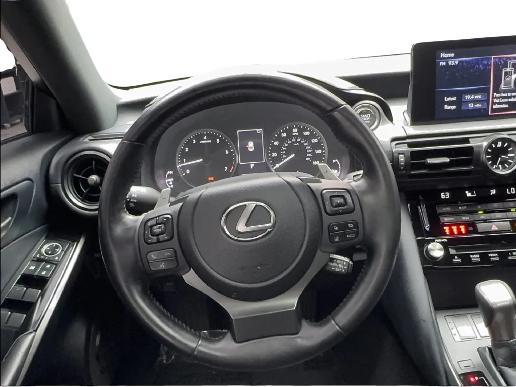 Lexus IS photo 41
