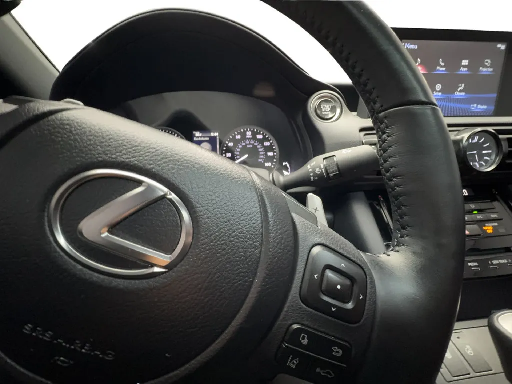 Lexus IS photo 46