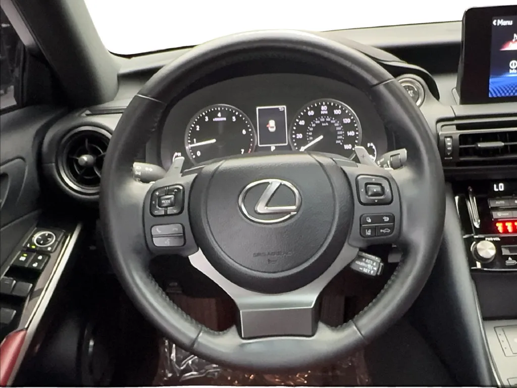 Lexus IS photo 41