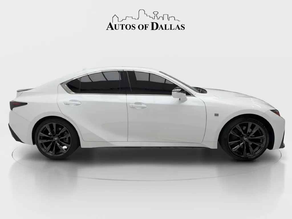 Lexus IS photo 7