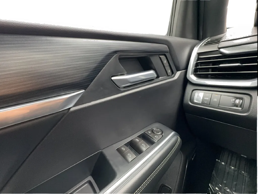GMC Acadia photo 52