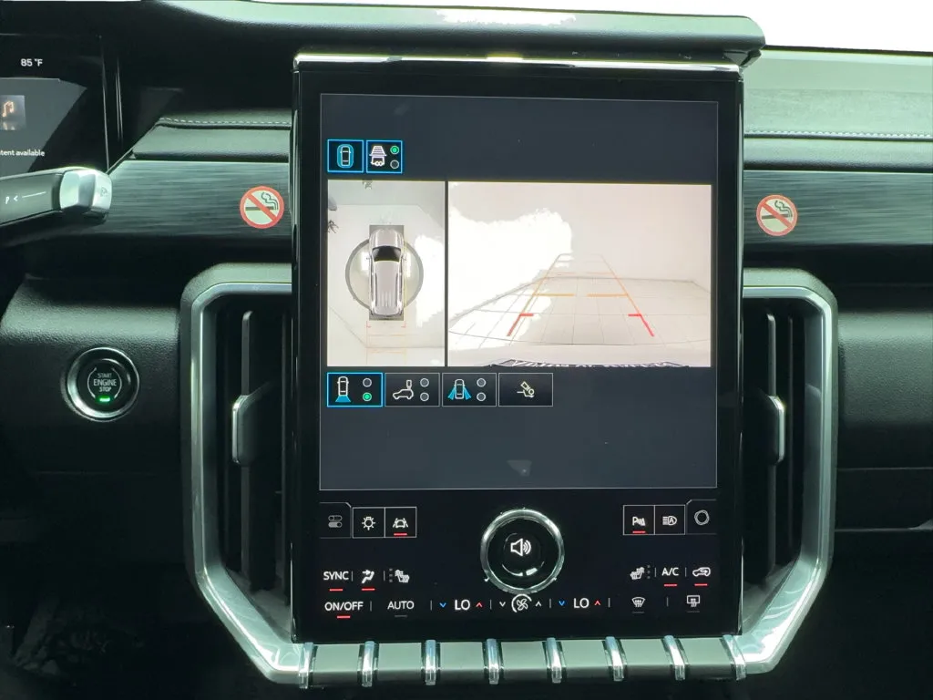 GMC Acadia photo 60