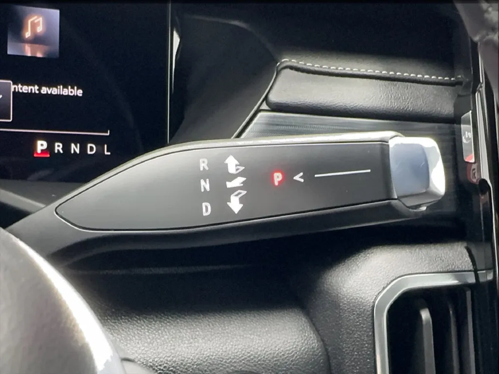 GMC Acadia photo 56
