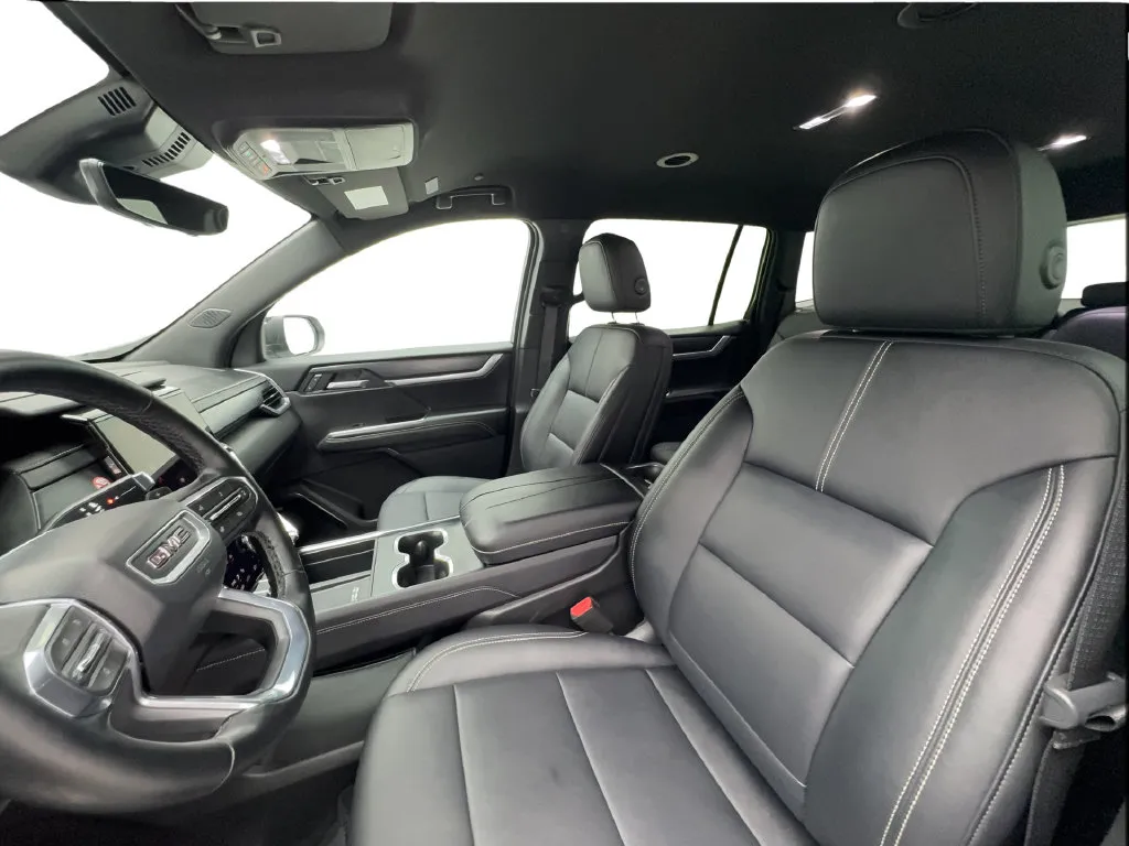 GMC Acadia photo 20