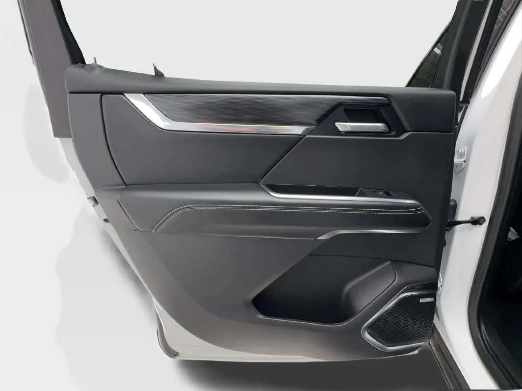 GMC Acadia photo 29