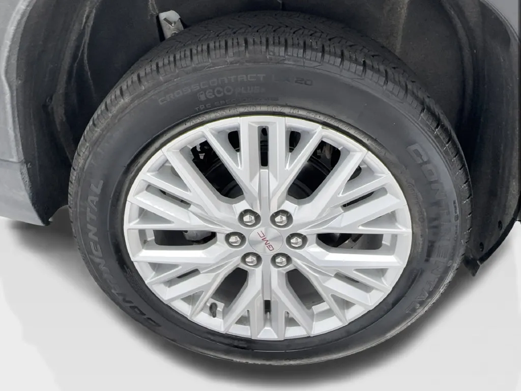 GMC Acadia photo 16