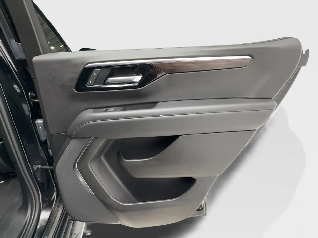 Chevrolet Tahoe photo 34