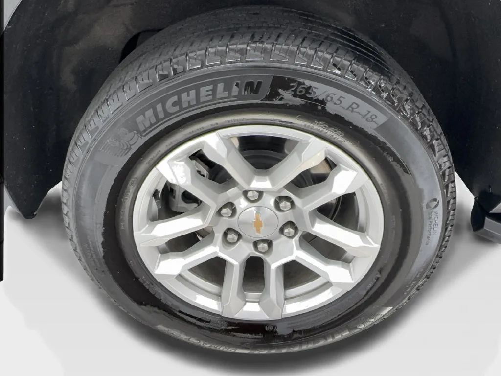 Chevrolet Tahoe photo 16