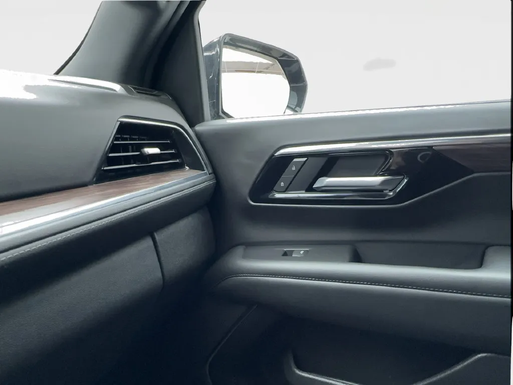 Chevrolet Tahoe photo 51