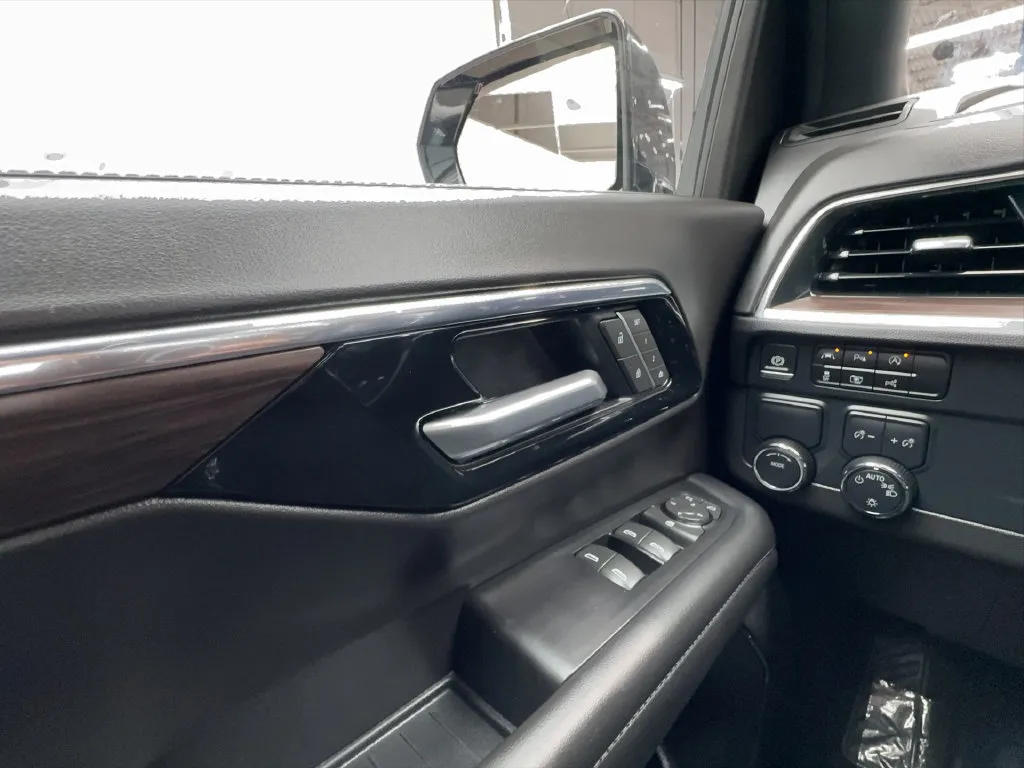 Chevrolet Tahoe photo 52
