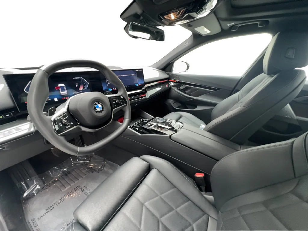 BMW 5 Series photo 20