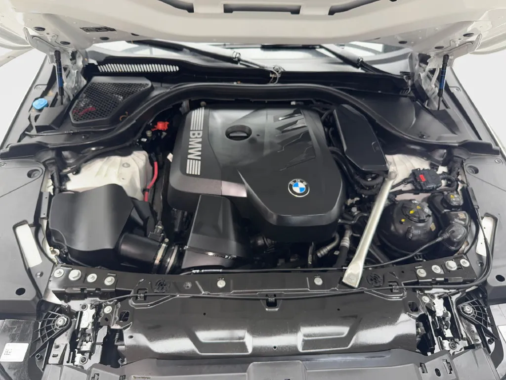 BMW 5 Series photo 19