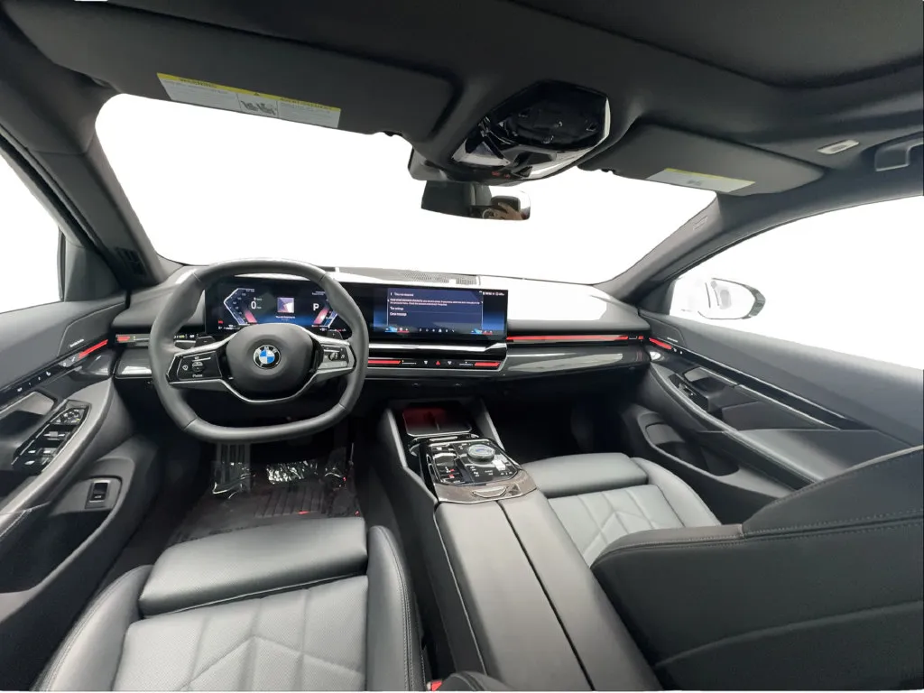 BMW 5 Series photo 36