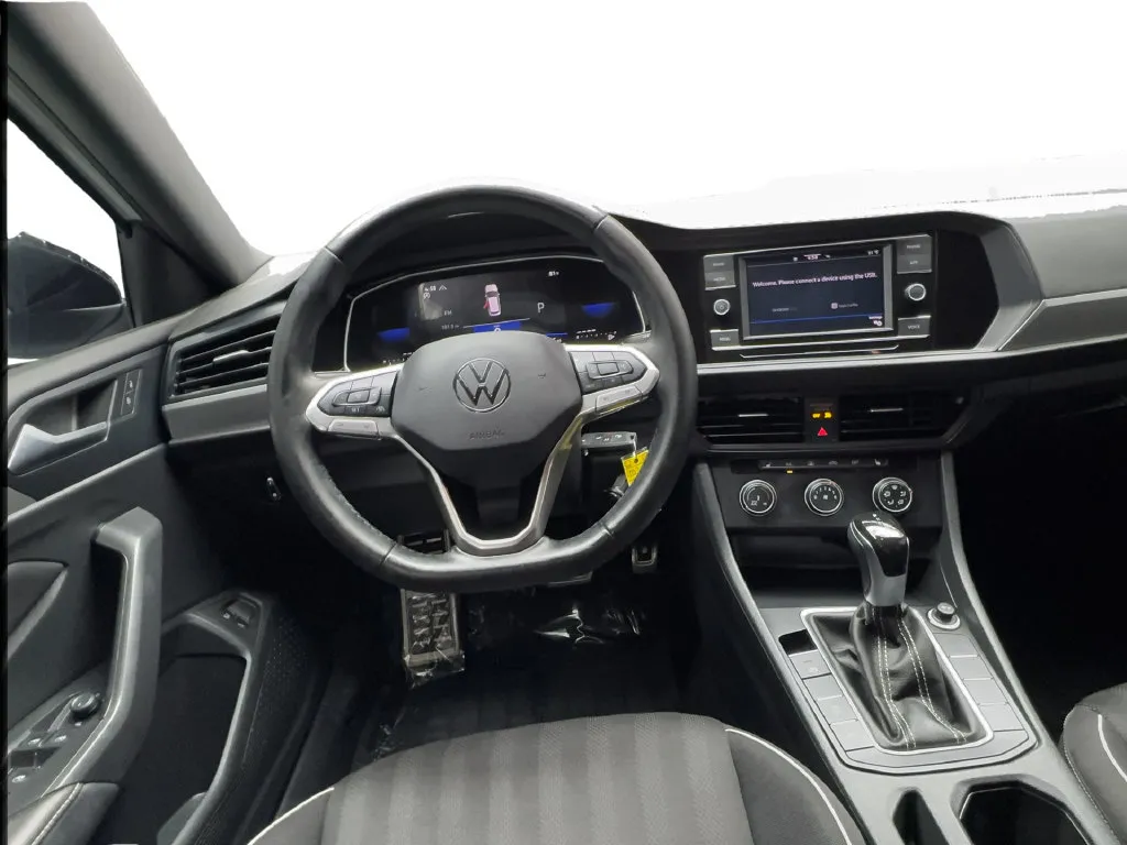 Volkswagen Jetta photo 36