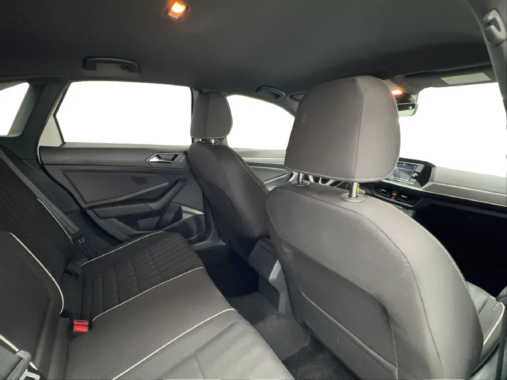 Volkswagen Jetta photo 28