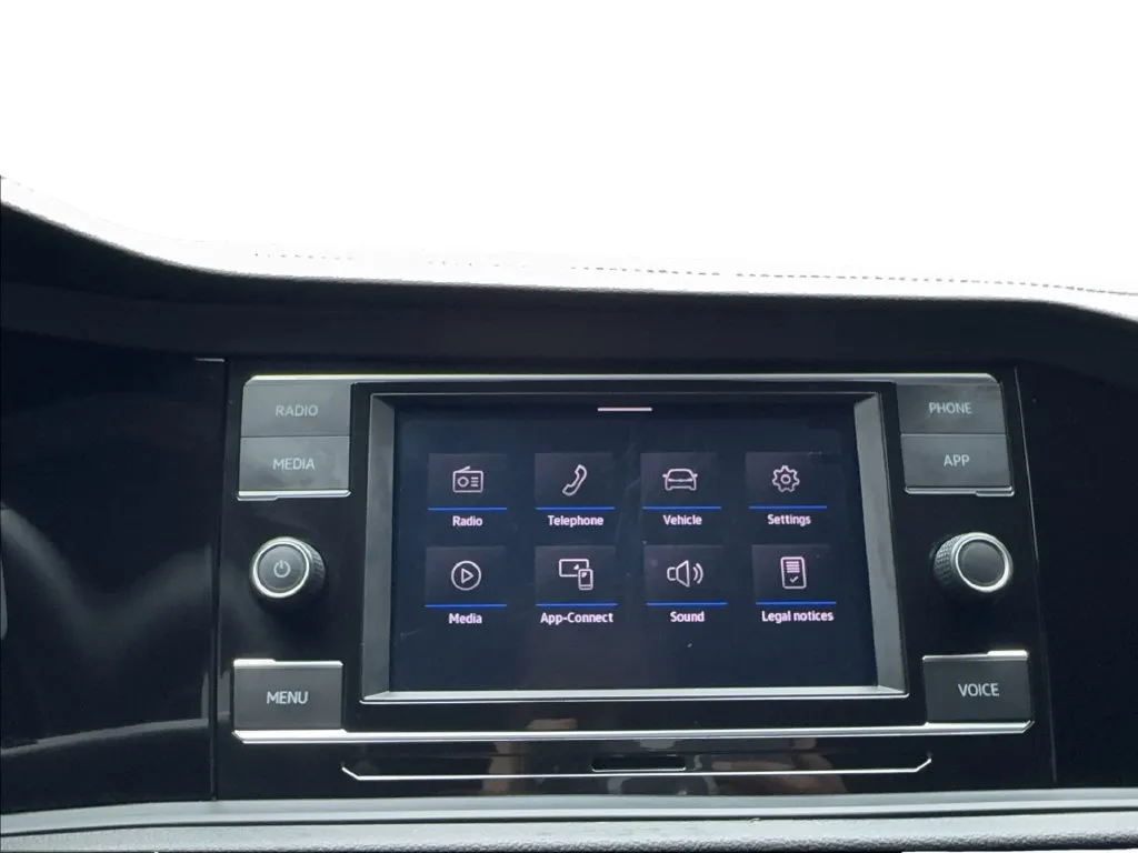 Volkswagen Jetta photo 53