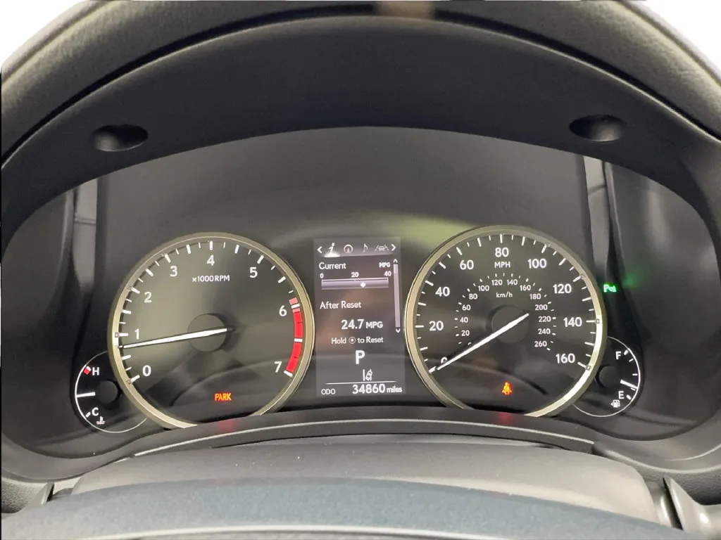 Lexus NX photo 45