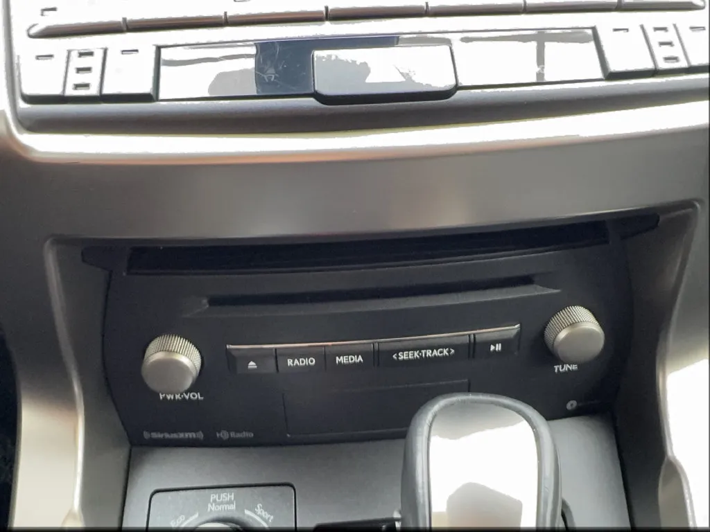 Lexus NX photo 57