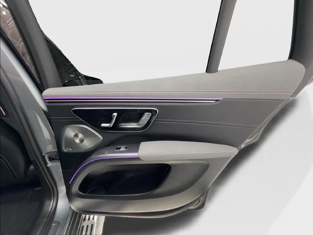 Mercedes-Benz EQS photo 30