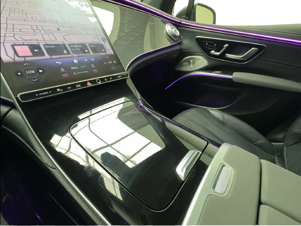 Mercedes-Benz EQS photo 49