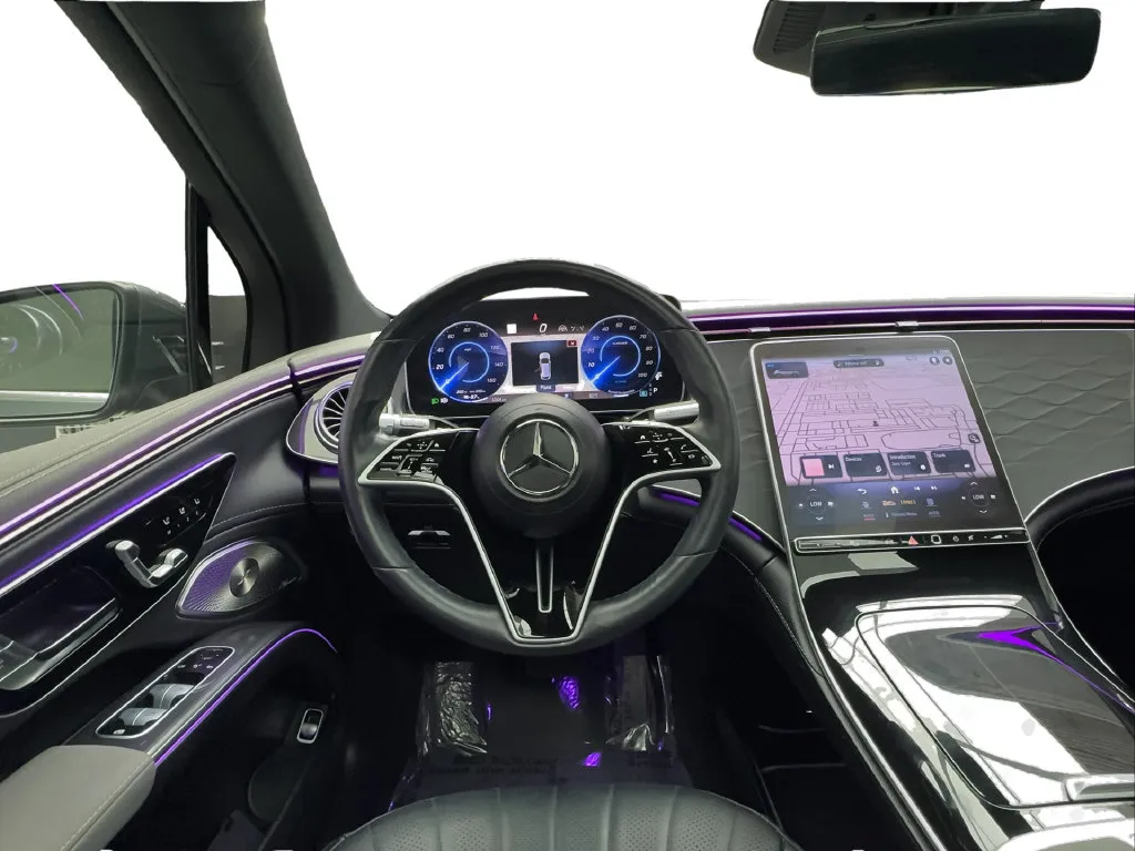 Mercedes-Benz EQS photo 35