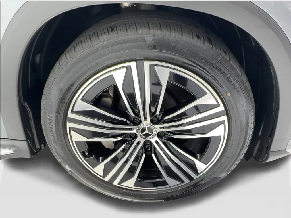 Mercedes-Benz EQS photo 16