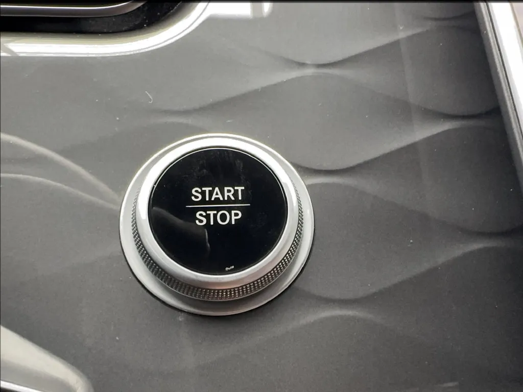 Mercedes-Benz EQS photo 48