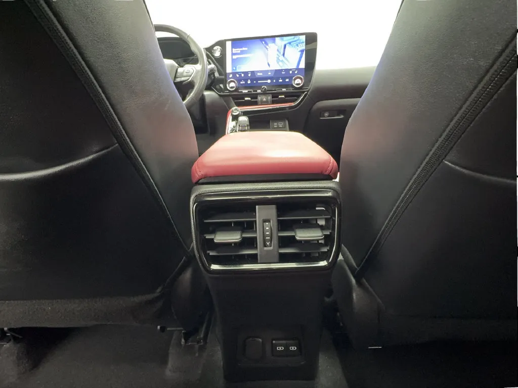 Lexus NX photo 43