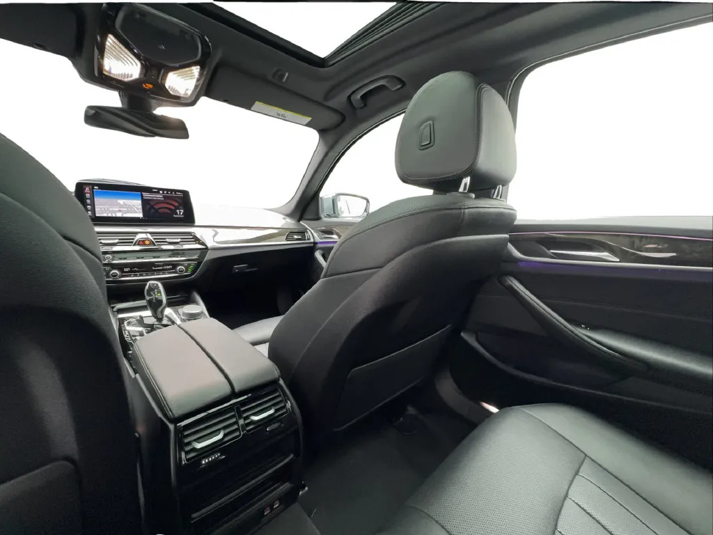 BMW 5 Series photo 44