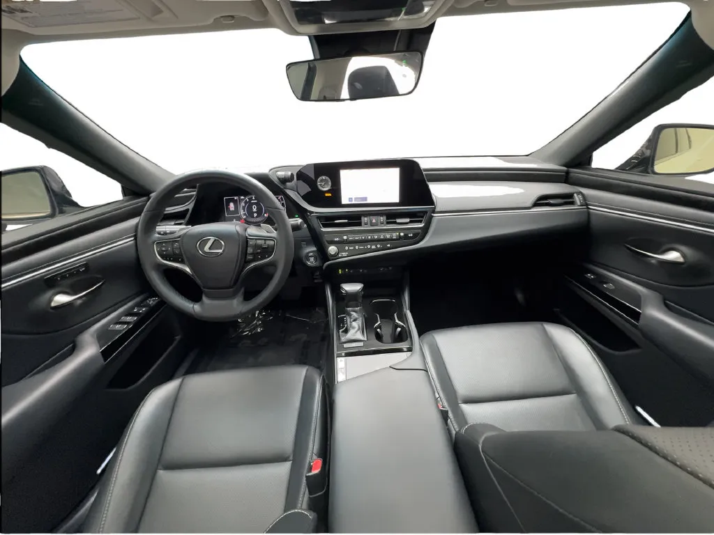 Lexus ES photo 41