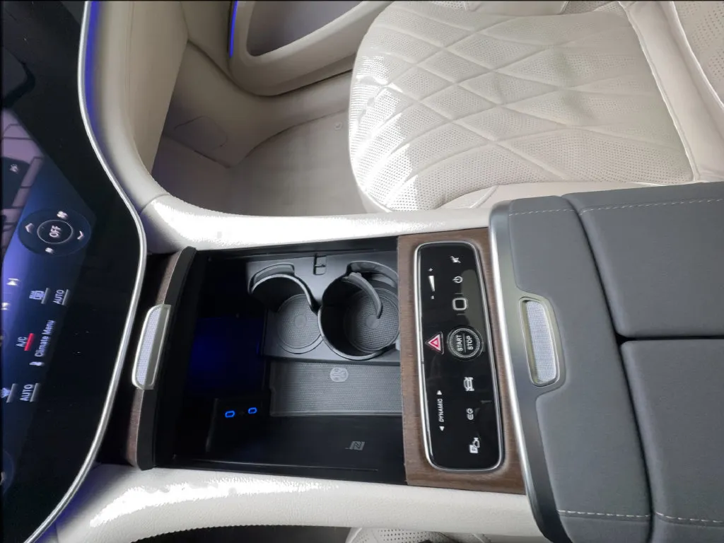 Mercedes-Benz EQS photo 52