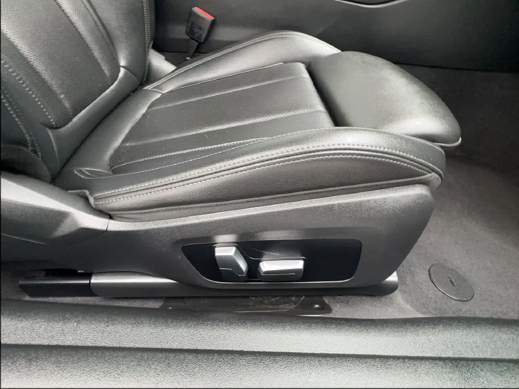 BMW 4 Series photo 39