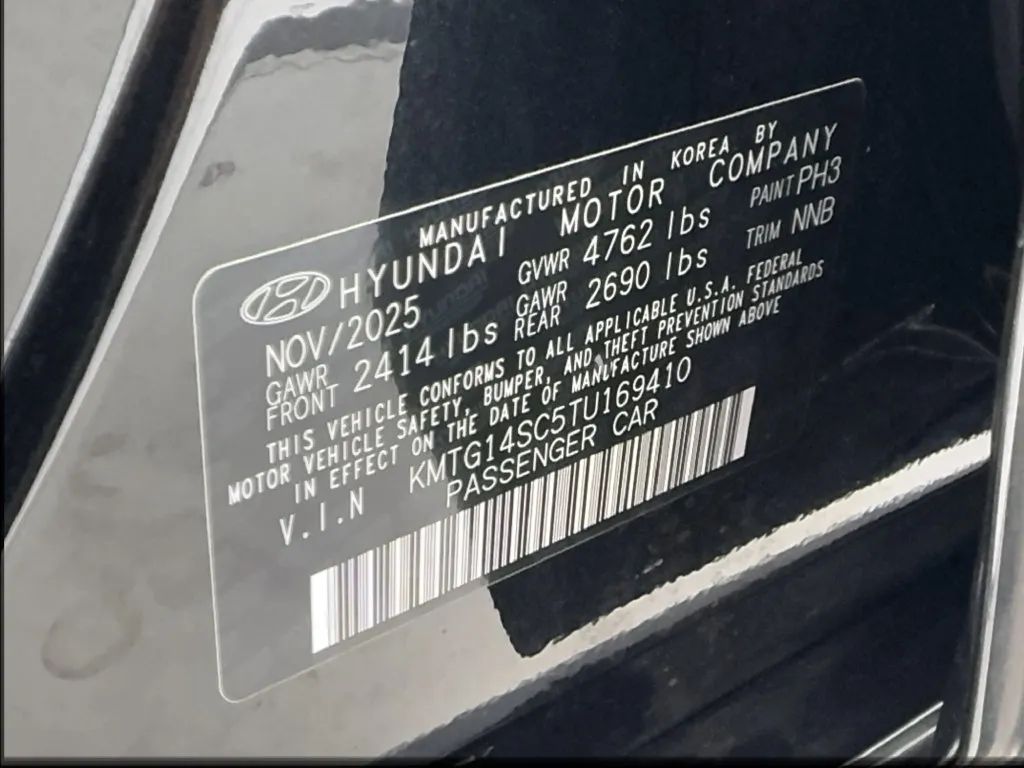 Genesis G70 photo 58