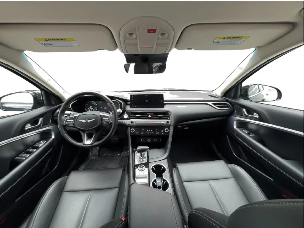 Genesis G70 photo 40