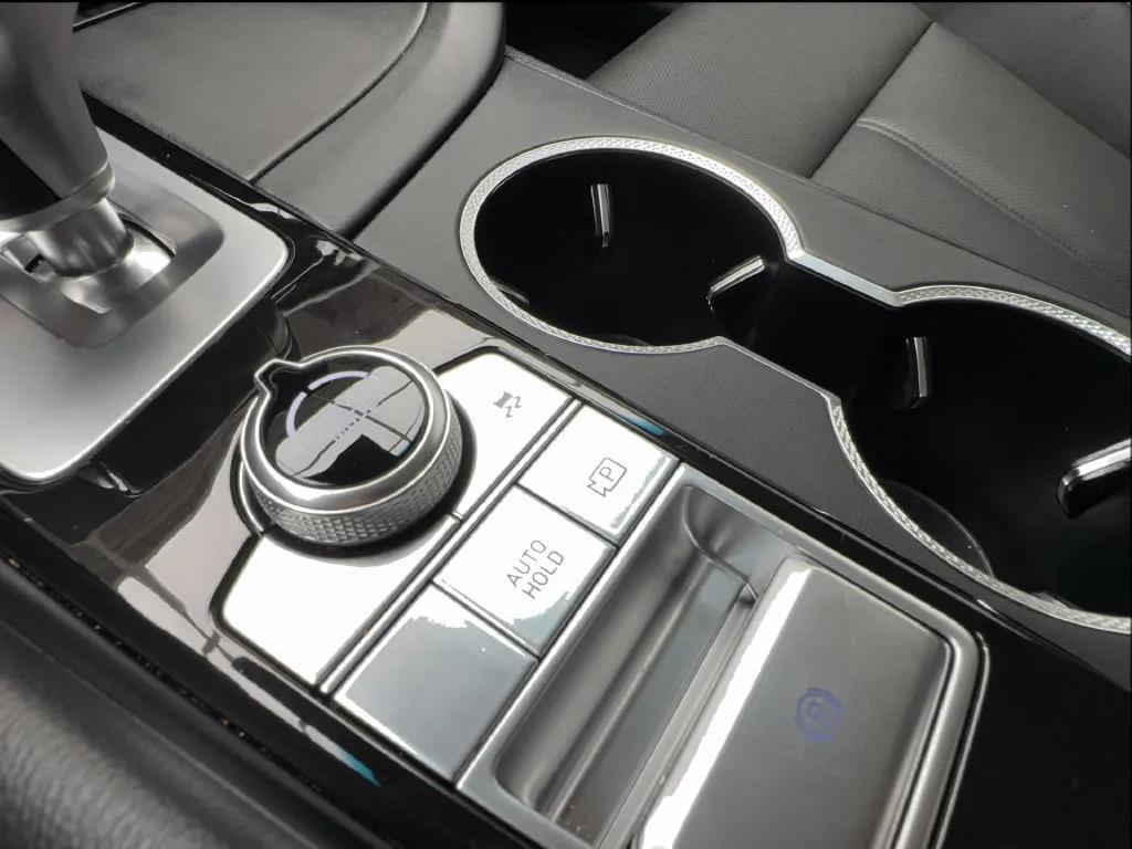 Genesis G70 photo 51