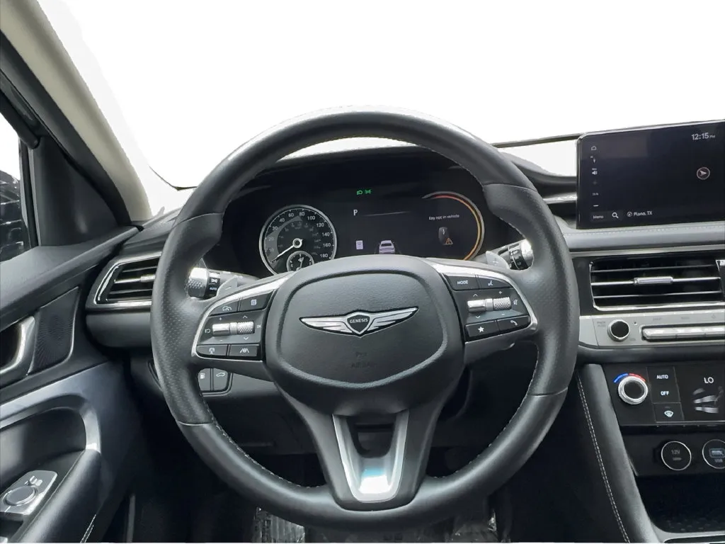 Genesis G70 photo 39