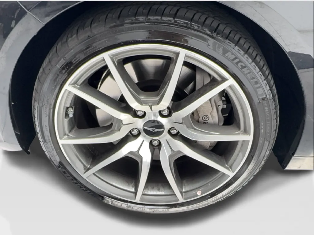 Genesis G70 photo 14