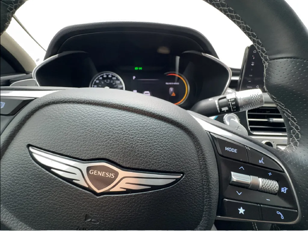 Genesis G70 photo 44