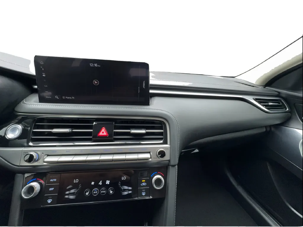 Genesis G70 photo 47