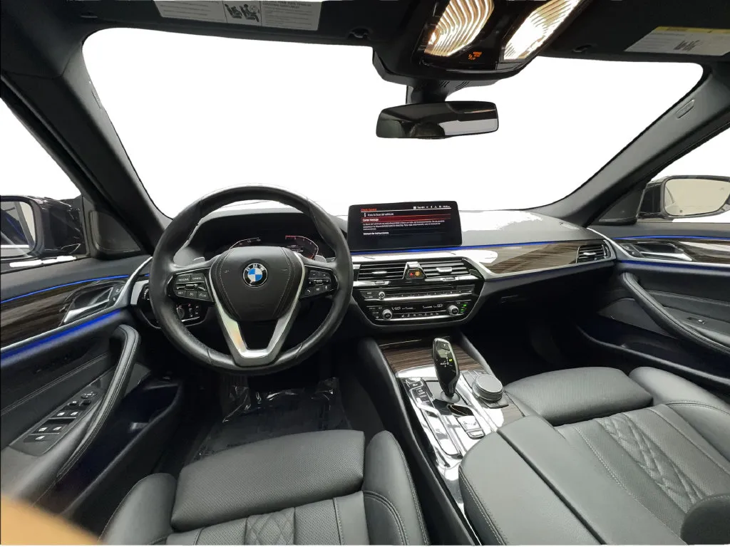 BMW 5 Series photo 39
