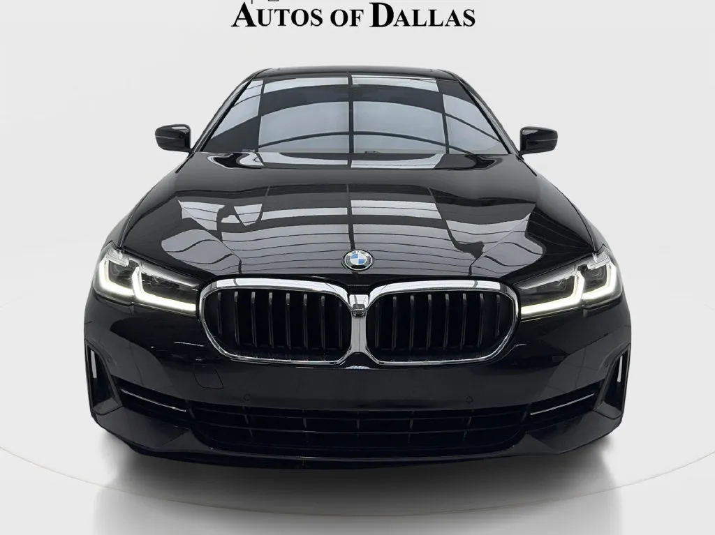 BMW 5 Series photo 4