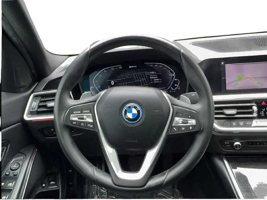 BMW 3 Series photo 41
