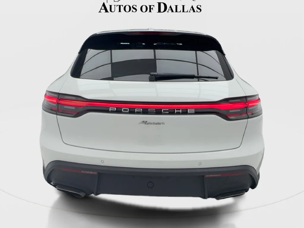 Porsche Macan photo 10