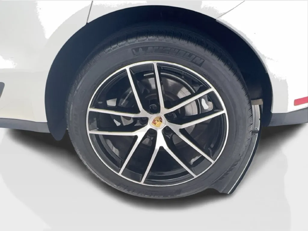 Porsche Macan photo 14
