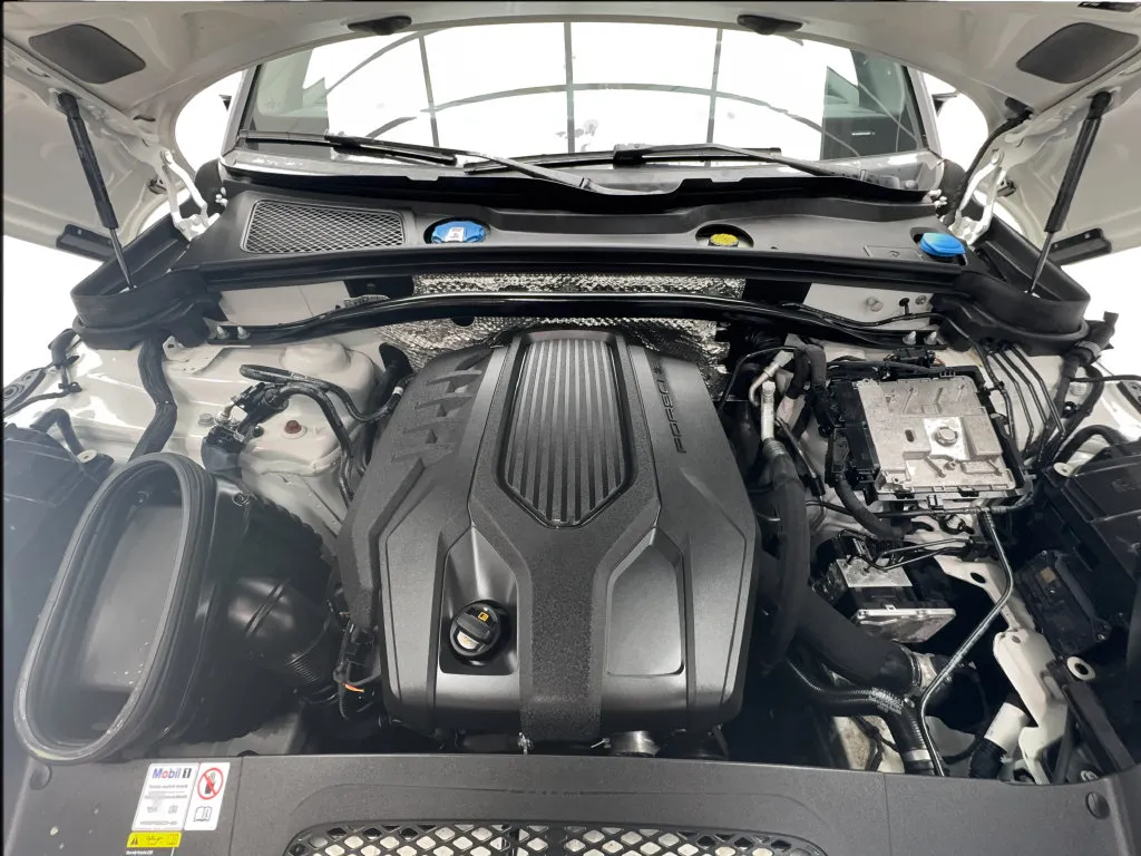 Porsche Macan photo 20