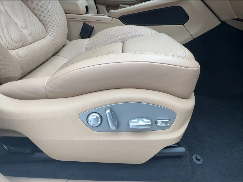 Porsche Macan photo 34