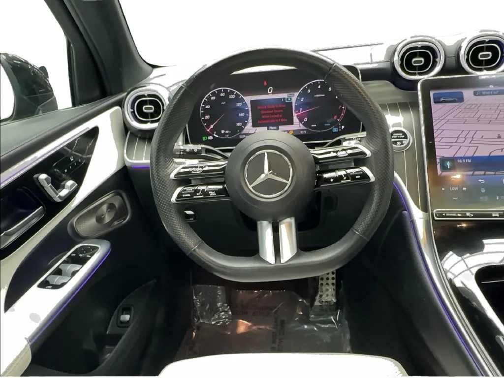 Mercedes-Benz GLC photo 34