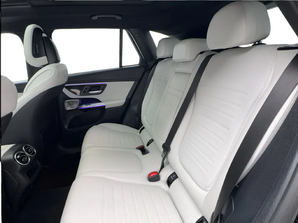 Mercedes-Benz GLC photo 22