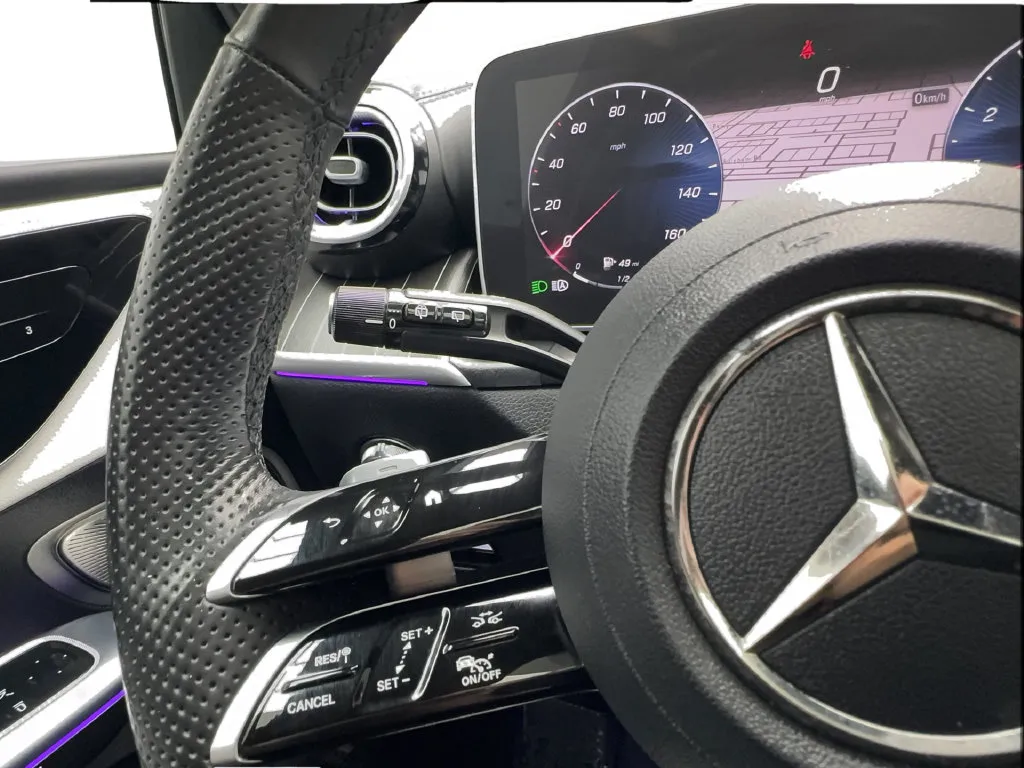 Mercedes-Benz GLC photo 37